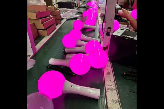 コンサートや数日間のリハーサルで使用される充電式LEDボールスティックのワイヤレス制御を提供するDMXワイヤレスコントローラー