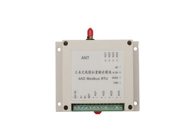 Advantechの無線電信I Oモジュール4は無線モードバス RTU 4-20mA無線信号の移動を運びます